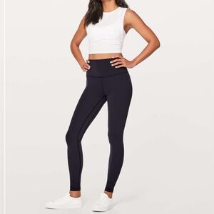 43. Lululemon Align Pant *Full Length 28"
Navy
Size:2